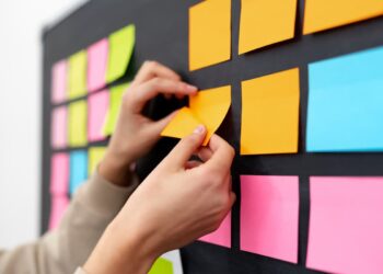 8 hábitos para melhorar a organização do local de trabalho!