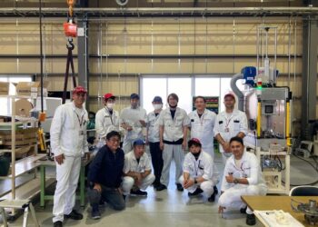 Equipe da Musashi do Brasil visita o Japão