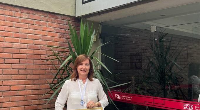 Reconhecimento e Excelência: Homenagem à Supervisora de Recursos Humanos da Musashi do Brasil