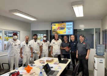 Representantes da empresa Tungaloy visitam a Musashi do Brasil e compartilham conhecimento sobre a tecnologia do CBN