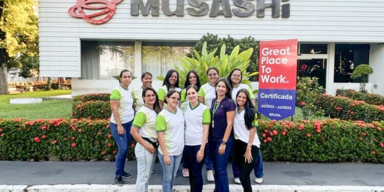 Alunos do Curso de Enfermagem da IFPE Visitam a Musashi do Brasil